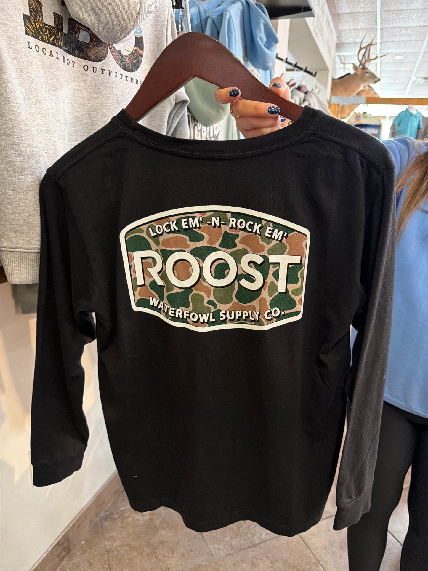 DB Roost Camo Logo