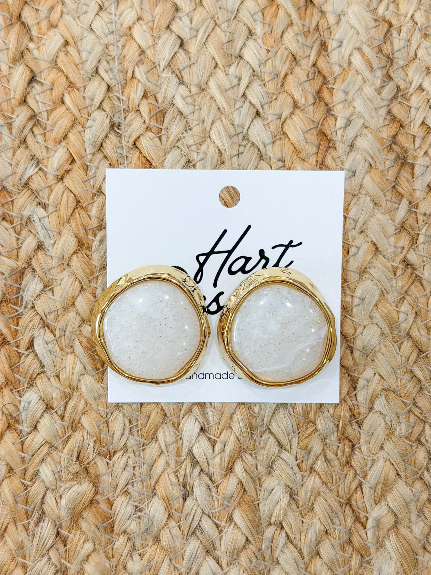 Hart Designs | Barefoot Pearl Earrings in Ivory