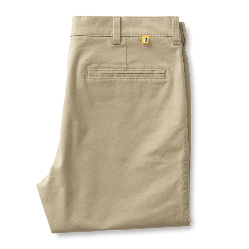 Duck Head | Classic Fit Gold School Chino in Khaki