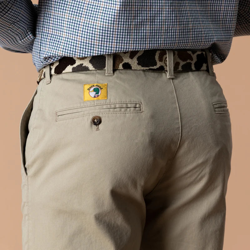 Duck Head | Classic Fit Gold School Chino in Khaki Gold Patch