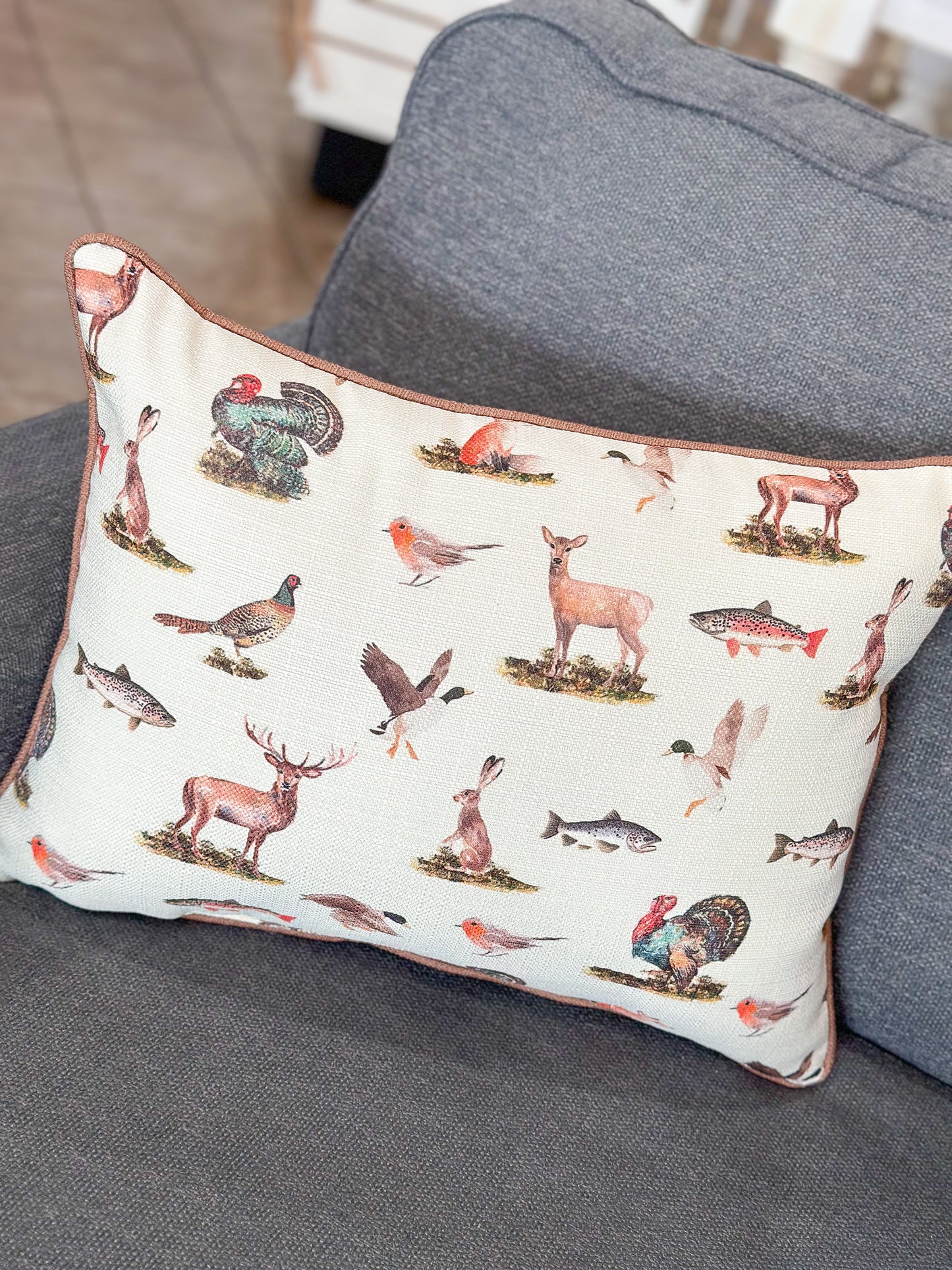 Little Birdie | Wildlife Pattern Pillow