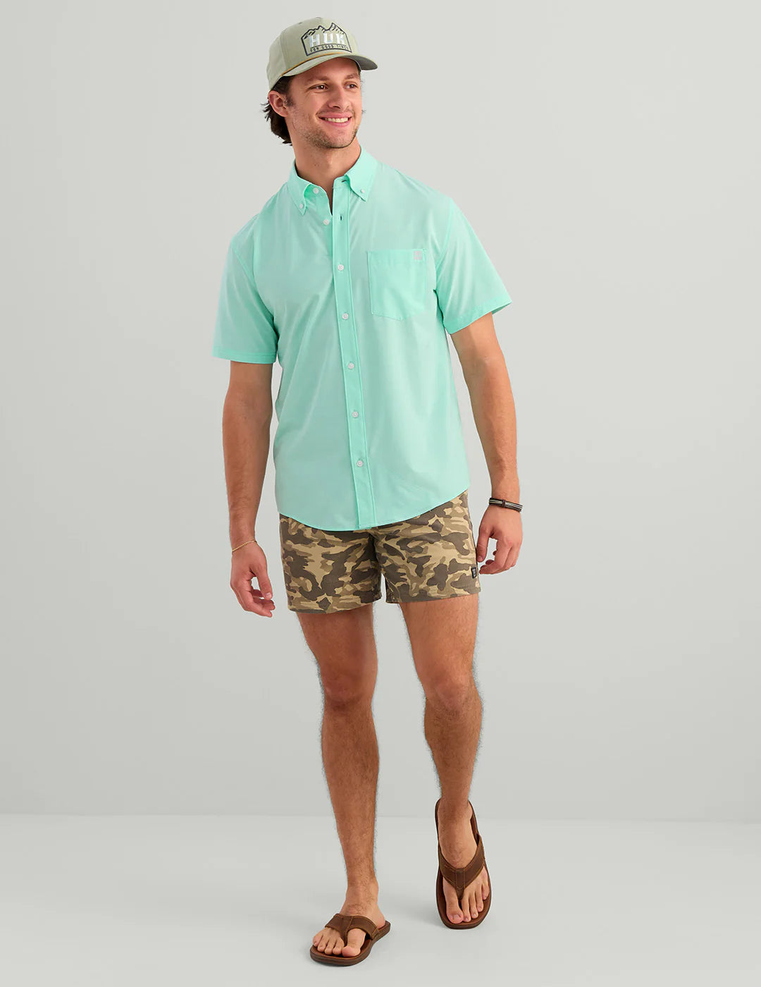 Huk Kona Solid Short Sleeve in Caicos