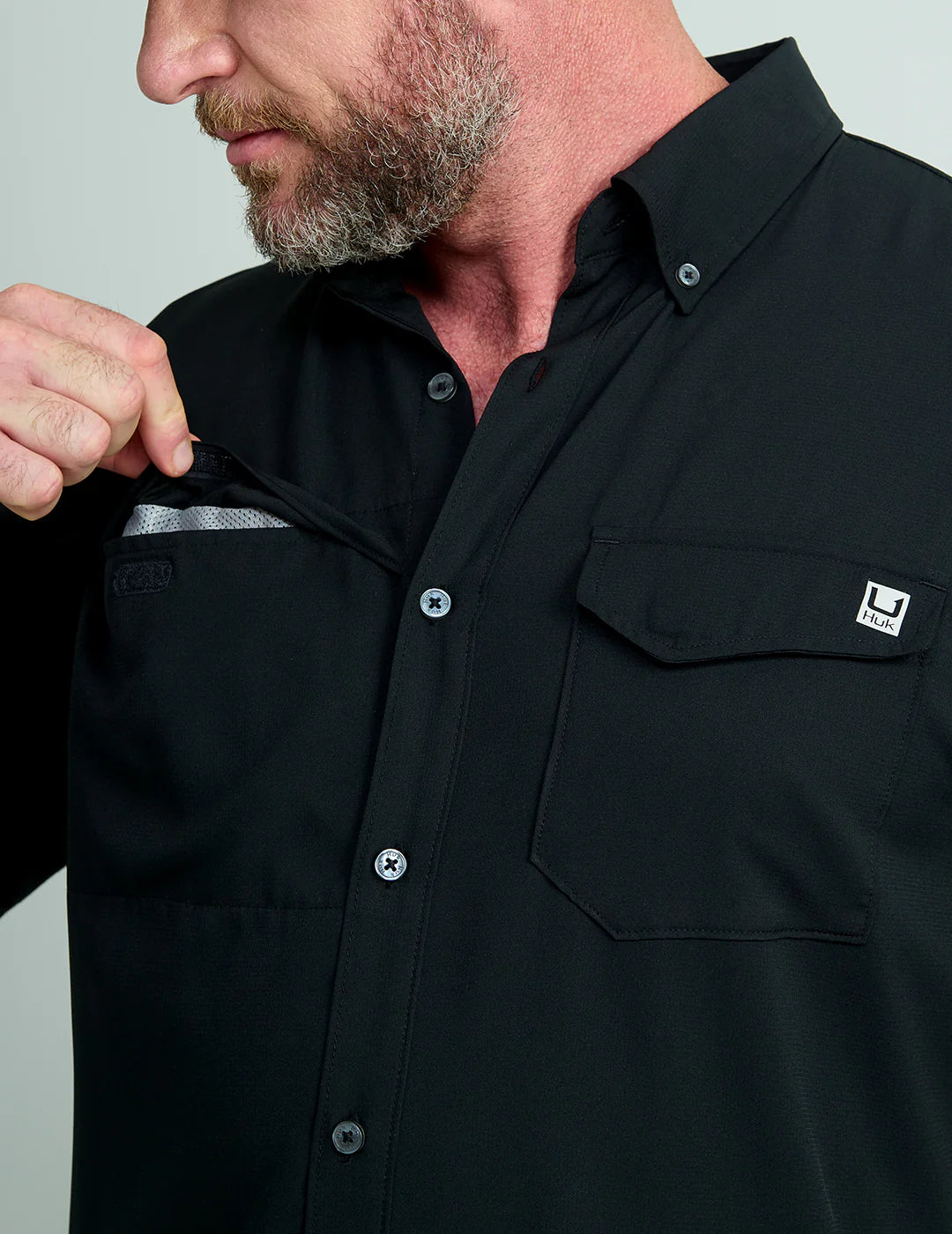 Huk Tide Point Short Sleeve Shirt in Black