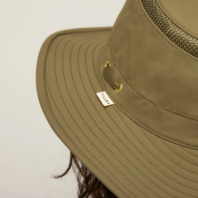 Tilley | AIRFLO Broad Brim Sun Hat in Olive