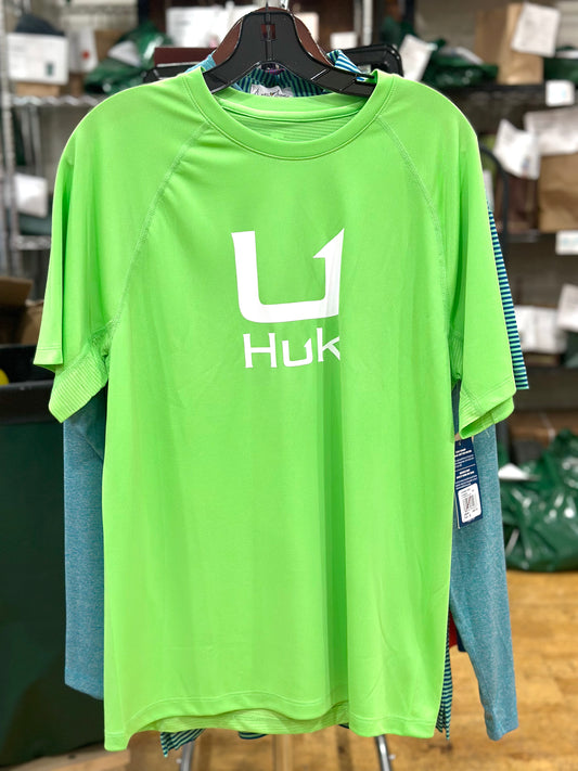 Huk Icon Short Sleeve Performance Crew in Summer Green