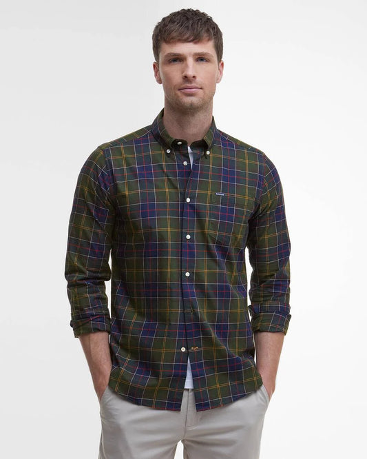 Barbour | Wetheram Tailored Long-Sleeved Shirt in Classic Tartan