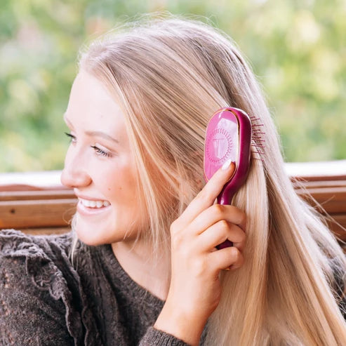 Teleties | Mini Detangler Hair Brush for Medium Hair in Mulberry
