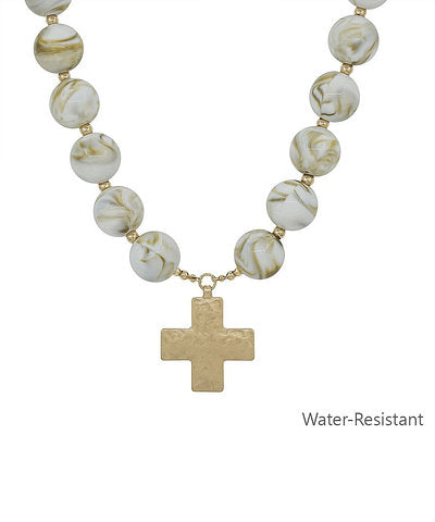 Leah Cross Necklace in Natural