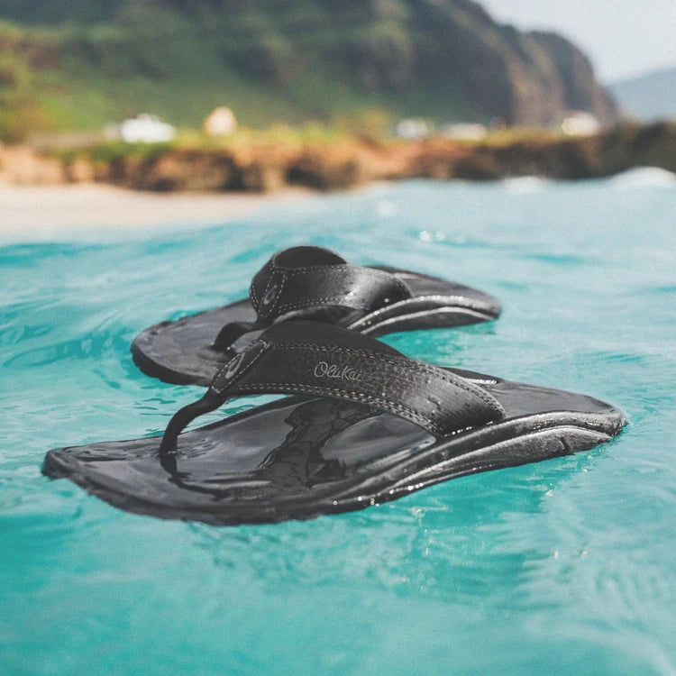 Olukai | ‘Ohana in Black