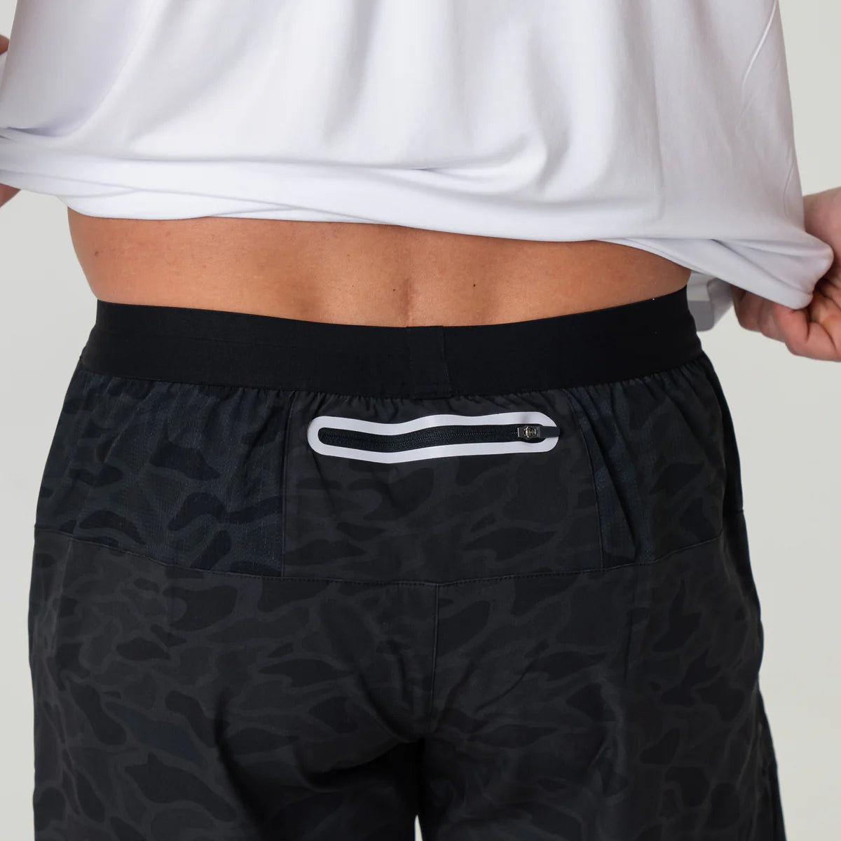 Burlebo Training Short in Black Camo