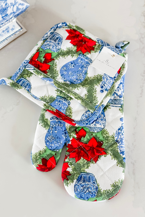 Poinsettia Oven Mitt Set