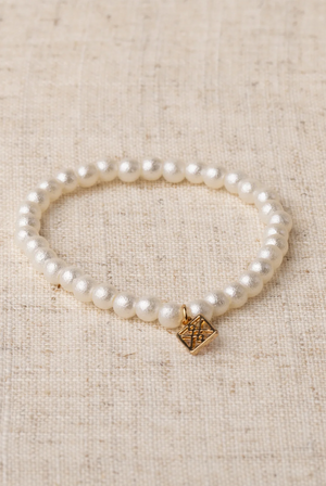 Kinsley Bracelet in Cotton Pearl