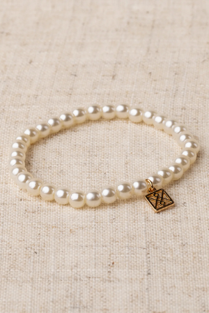 Kinsley Bracelet in Basic Pearl