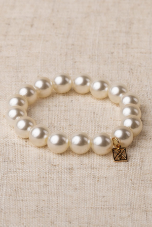 Christie Bracelet in Basic Pearl