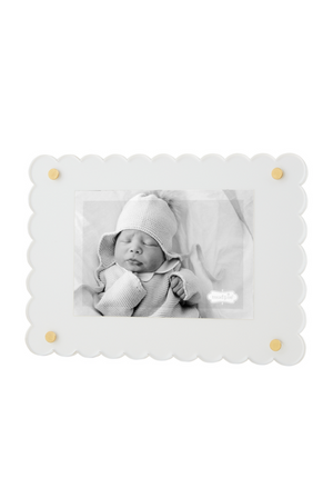 Scalloped Acrylic Frame in White
