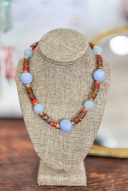 Resin Beaded Necklace in Brown/Blue