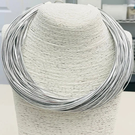 Chic Leatherette Strand in Silver