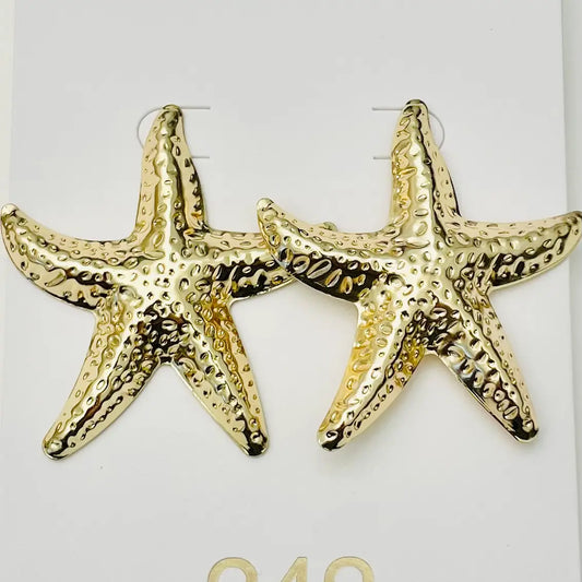 Chic Starfish Stud Earrings