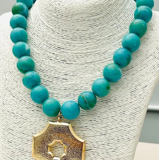 Chic Pendant Beaded Necklace in Marble Turquoise