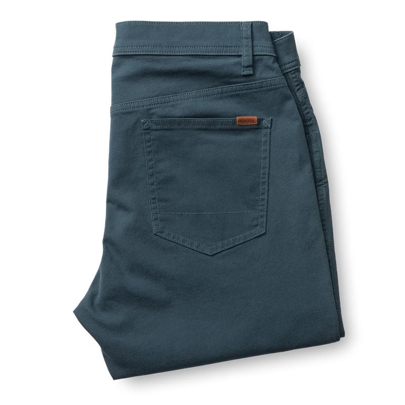 Duck Head | Slim Fit Pinpoint Canvas Five-Pocket Pant in Midnight Navy