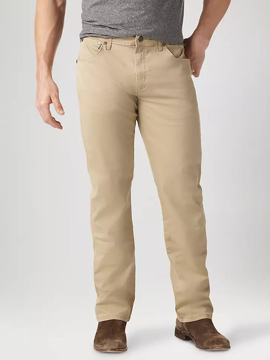 Wrangler | Men's Wrangler Retro® Slim Fit Straight Leg Jean in Fawn