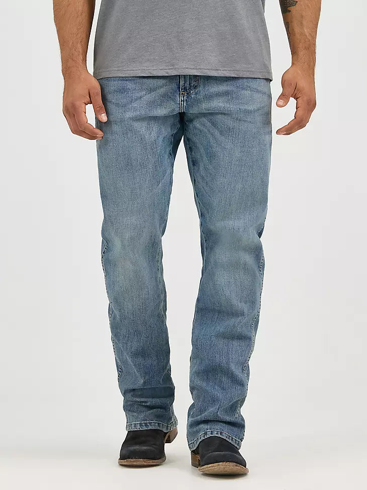 Wrangler | Men's Wrangler Retro® Relaxed Fit Boot Cut Jean in Greeley
