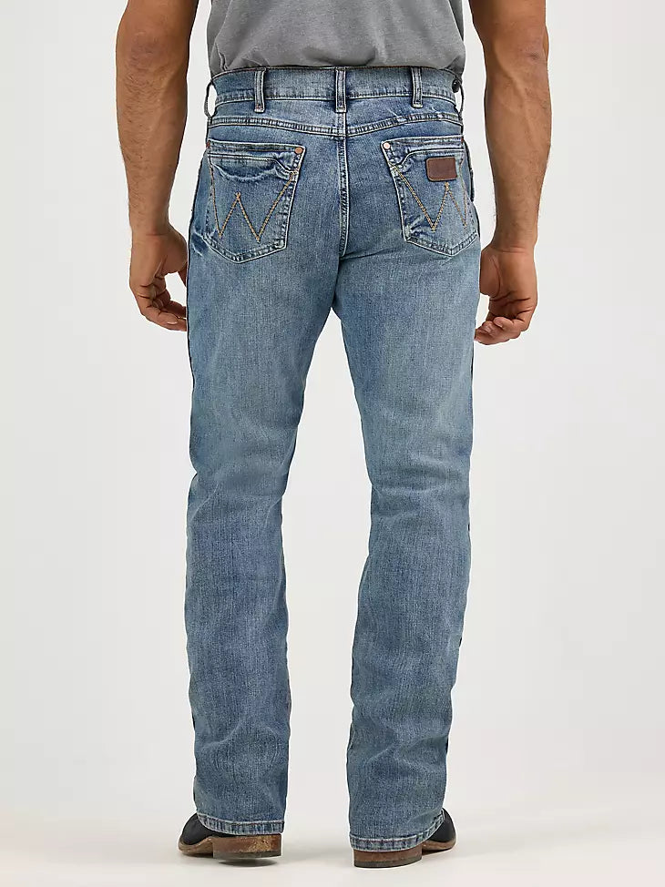 Wrangler | Men's Wrangler Retro® Relaxed Fit Boot Cut Jean in Greeley