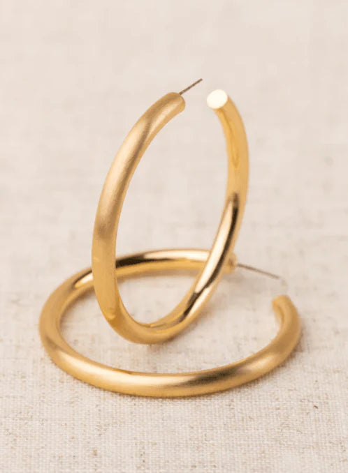 Stella Hoops in Gold