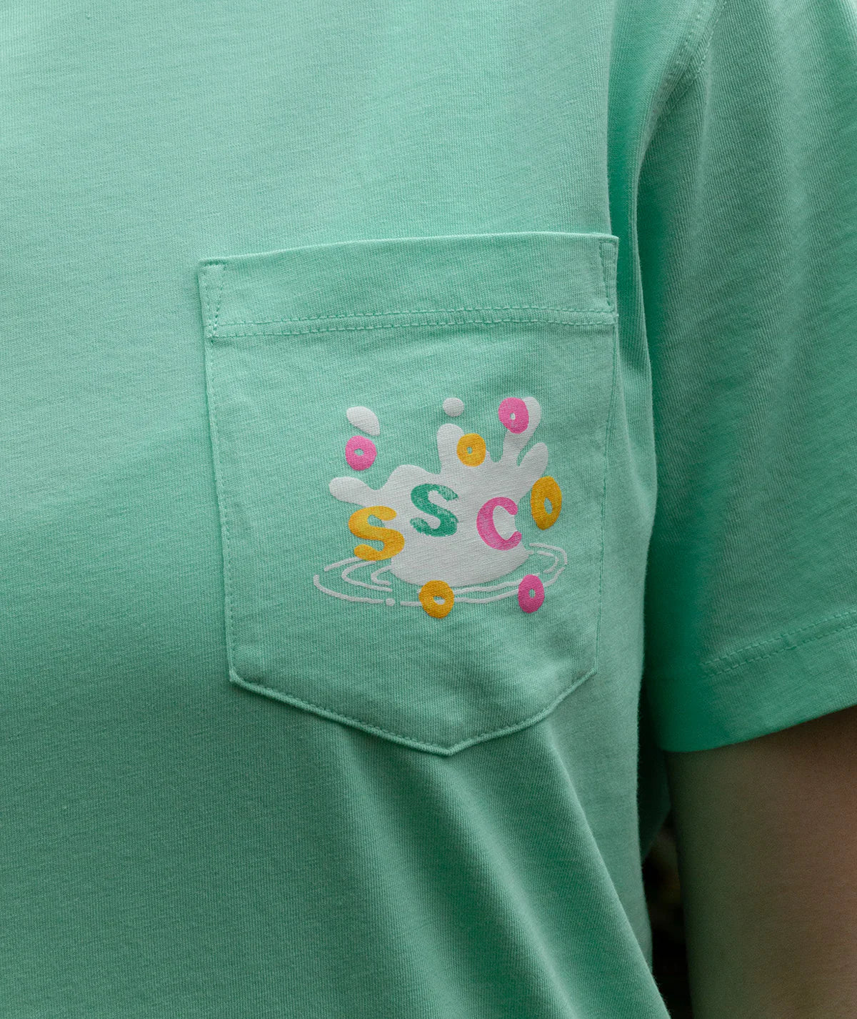 Southern Shirt Company | On My Mind Puff Print T-Shirt in Paradise
