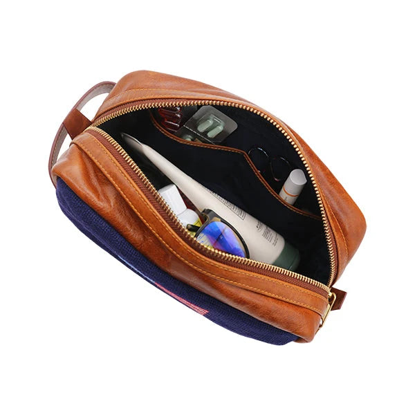Smathers & Branson | Southern Sportsman Pattern Toiletry Bag in Classic Navy