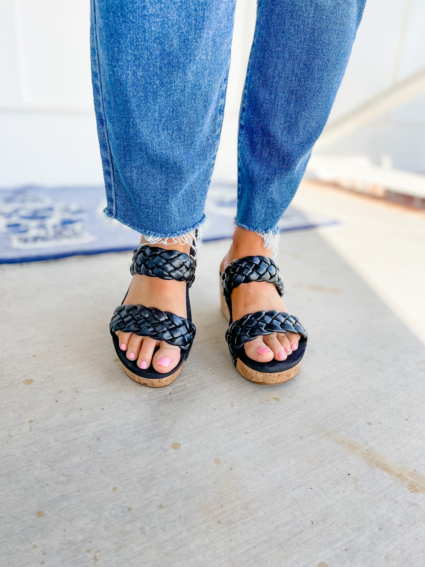 Delightful Wedge in Black Metallic